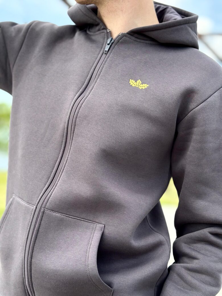 Unisex tumši pelēka jaka ar kapuci un rāvējslēdzēju "Migla"